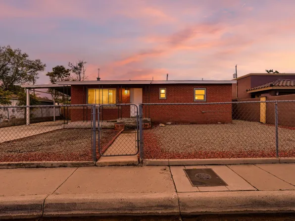 461 60th St NW, Albuquerque, NM 87105