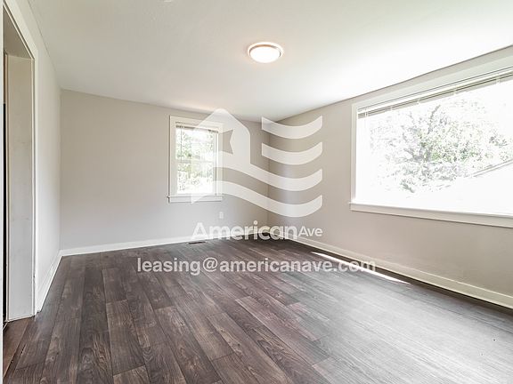 801660_003_living_room_13893592.jpg