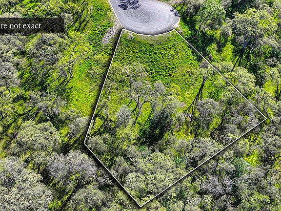 3rd image of 310 Raphael Ct