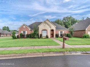 117 Stillhouse Creek Dr, Madison, MS 39110