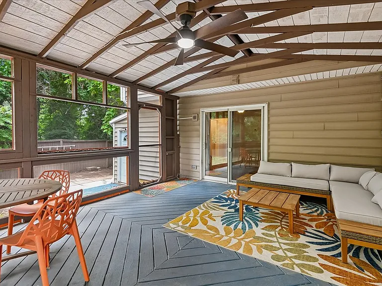 345 Volley Rd — Photo 21