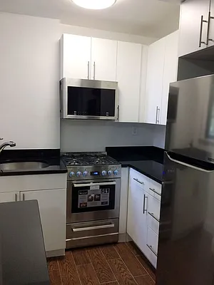 Rented by Coda Real Estate NYC | media 10