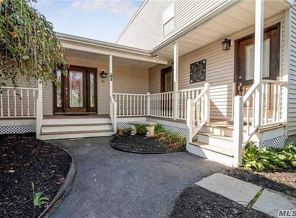 3rd image of 85 Bernstein Blvd