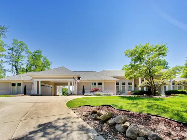 1920 High Mdw S, Niles, MI 49120