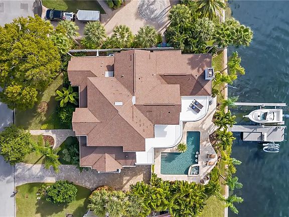 3rd image of 104 Homeport Dr