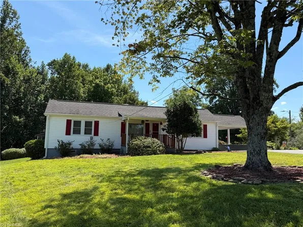 255 Big Oak Rd, Elkin, NC 28621