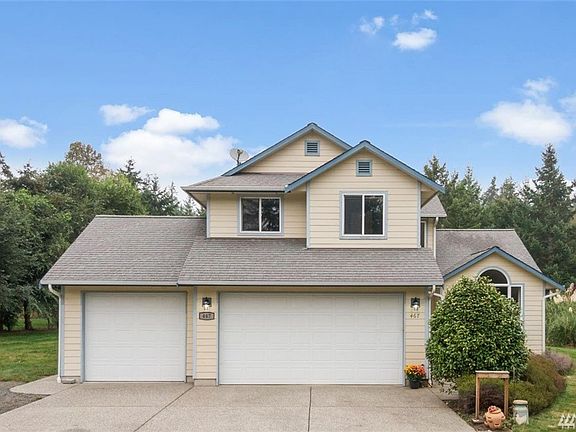 2nd image of 455 Grace Ct