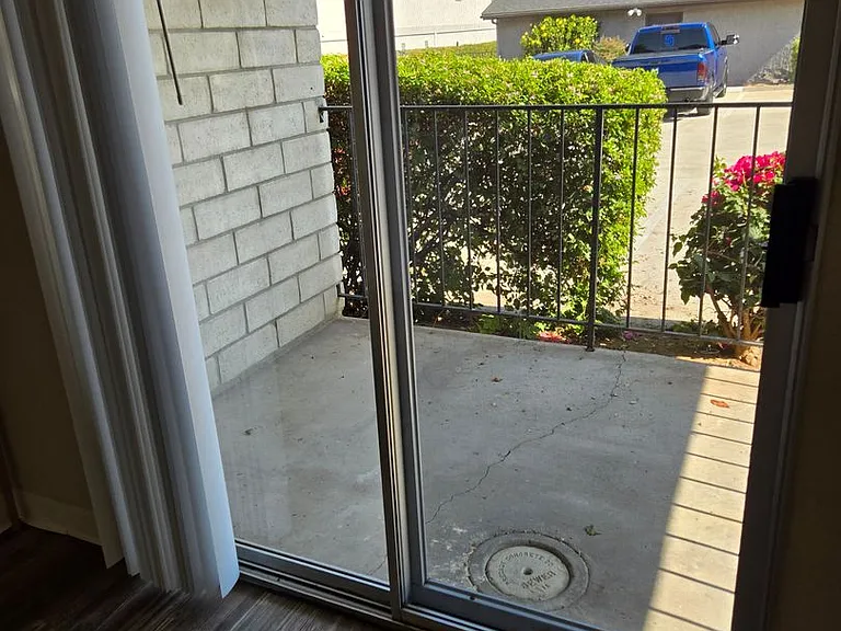 Heights Square Apartments! — Photo 23