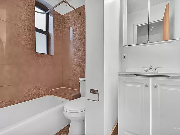 5th image of 416 E 71st St APT 23