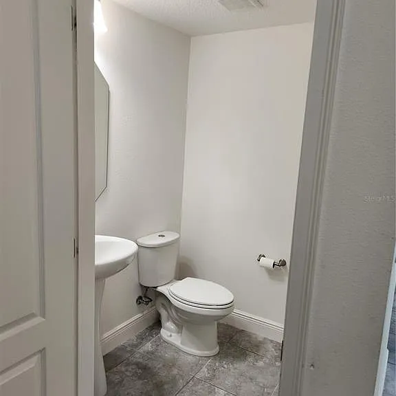 9817 Winnington St — Photo 18
