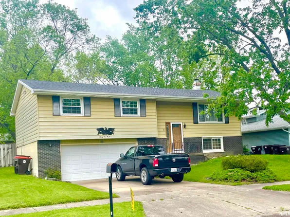 3105 W Saymore Ln, Peoria, IL 61615