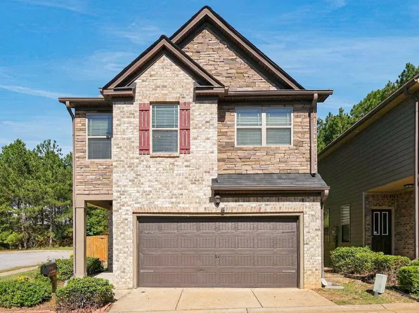 2000 Saint John Ct, College Park, GA 30349