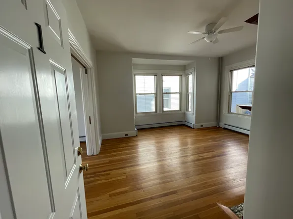 28 North St #1, Portland, ME 04101