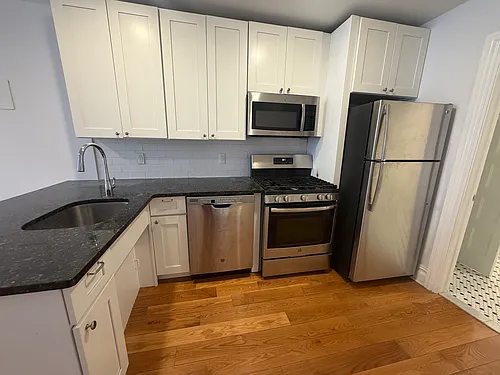 331 Baldwin Ave #1A Photo 1