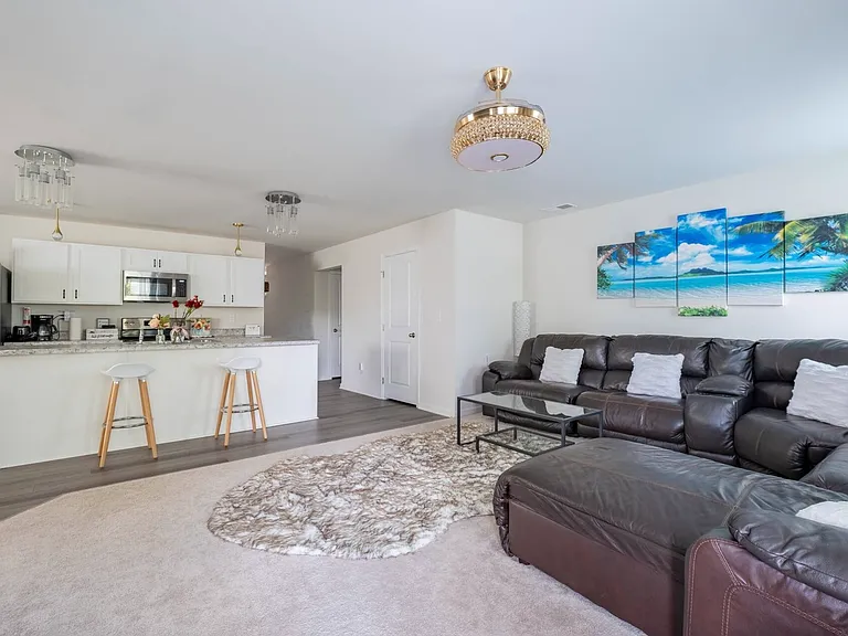 1020 Skipjack Ln — Photo 6