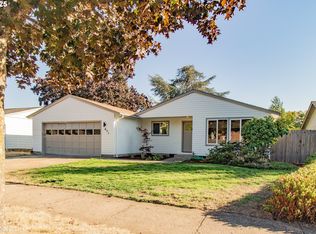 651 T St, Springfield, OR 97477