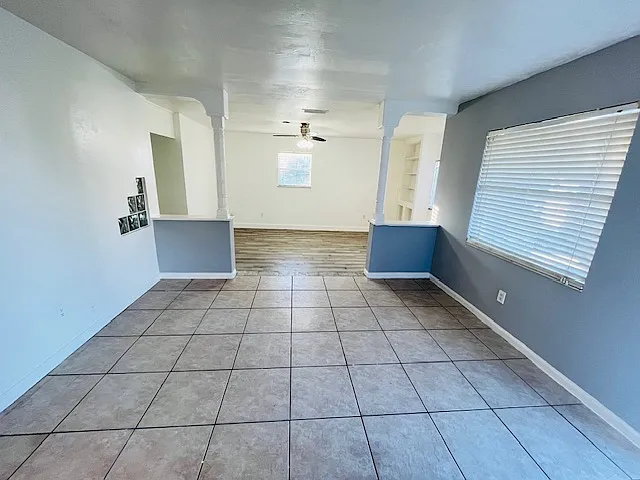 4428 Carousel Rd — Photo 5