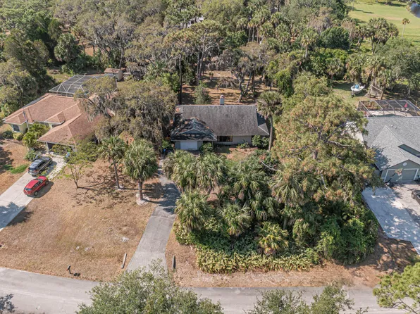 827 Robin Lane, Sebastian, FL 32958