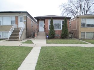 7617 W 63rd Pl, Summit, IL 60501