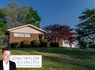 174 Pace Dr, Bristol, VA 24201