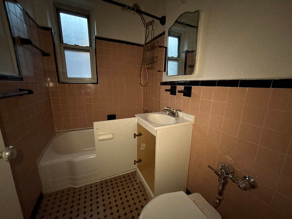 2nd image of 4225 80th St APT 3K