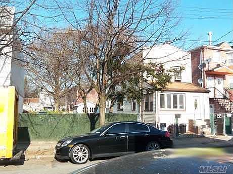 2nd image of 5841 79th Ave