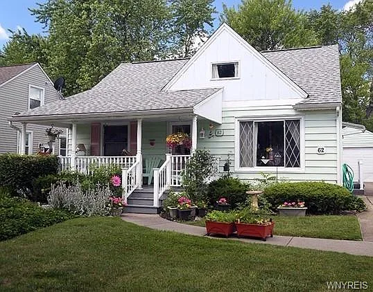 62 Wendover Ave photo 1