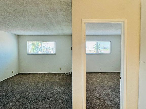3rd image of 1020 Calla Ave APT E
