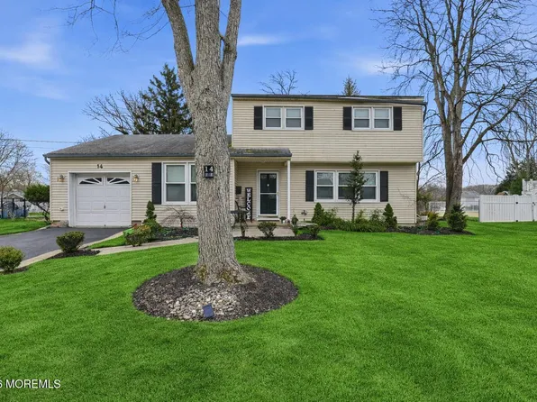 14 Juniper Avenue, Manalapan, NJ 07726