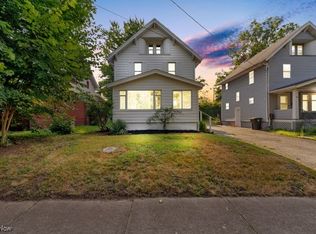 1305 Bellows St, Akron, OH 44301