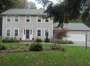 7 Kendall Pl, Ballston Lake, NY 12019