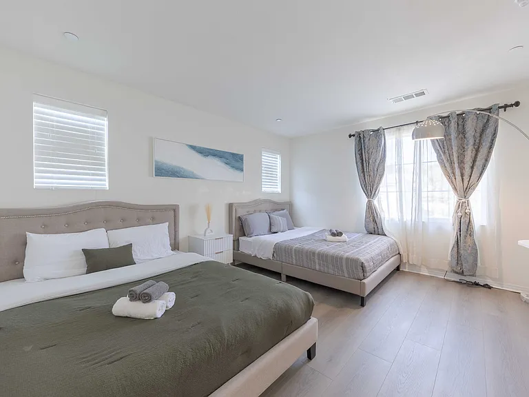 417 Encanto Ln — Photo 12