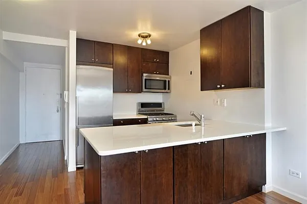 Rented by Corcoran | media 21