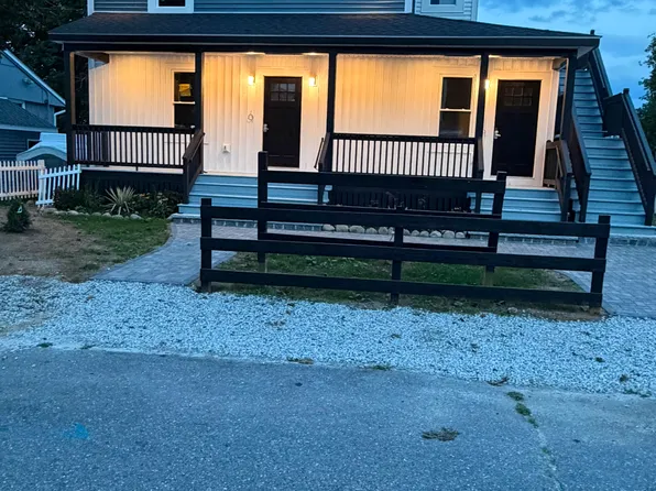 28 Houghton St, Lowell, MA