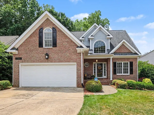 1301 Wedgeland Dr, Raleigh, NC 27615