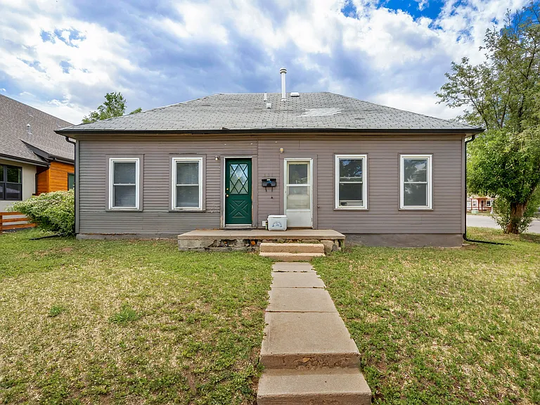 331 N Loomis Ave — Photo 12