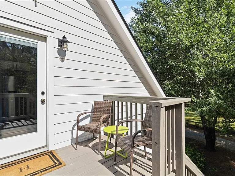 21 Willow Woods Rd — Photo 6