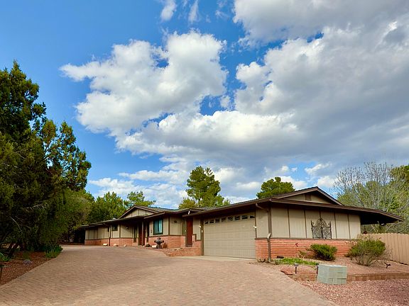 2nd image of 90 Hohokam Drive