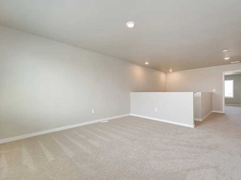 2135 Alyssa St — Photo 17