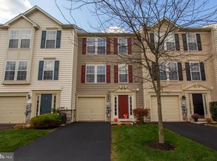 41 N Savanna Dr, Pottstown, PA 19465