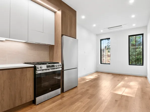 241 Kingston Avenue image 1 of 8