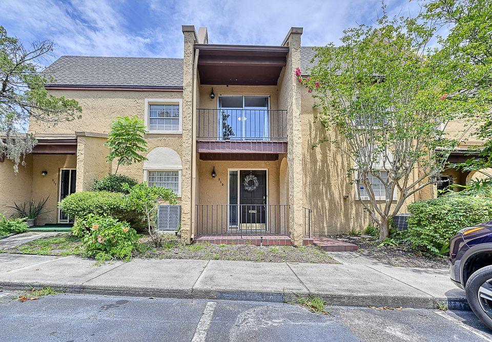 1st image of 319 Greencastle Dr