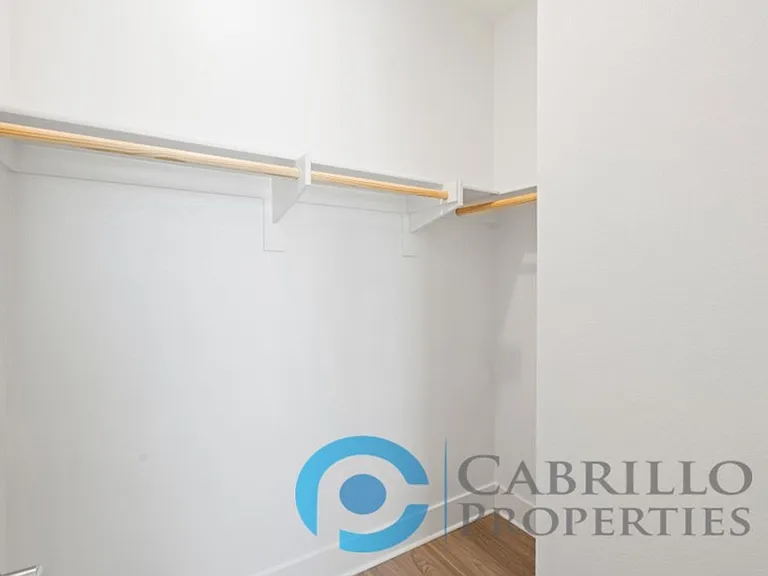 1675 Neptune Ave — Photo 92