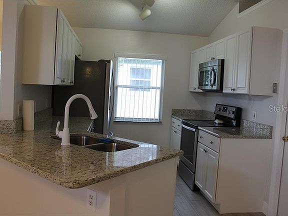 4th image of 1713 Boxeney Dr #4