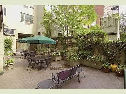 Sold by Stribling | media 7