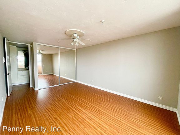 2nd image of 4627 Ocean Blvd APT 309