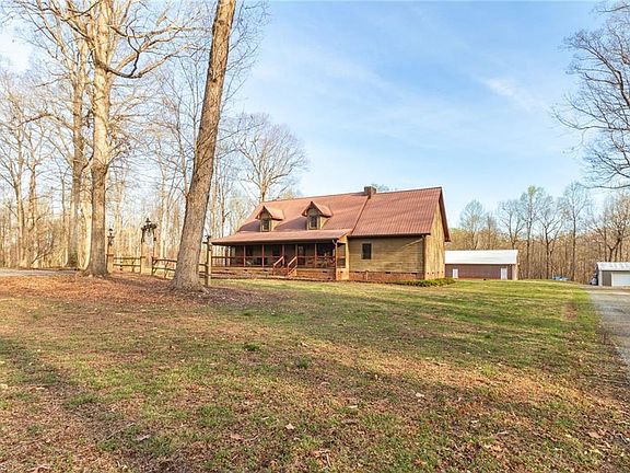 4th image of 3435 Staley Store Rd