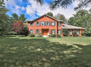 8207 Brownstone Dr, West Chester, OH 45241