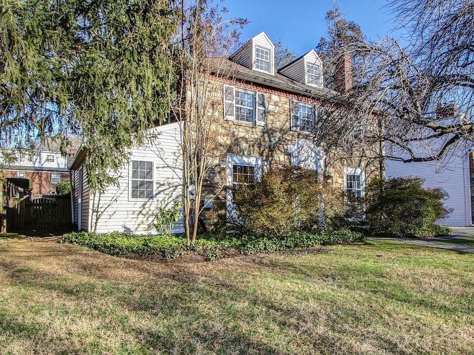 1st image of 8403 Bradmoor Dr