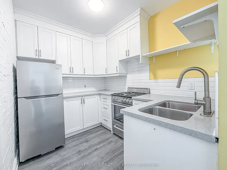394 Dovercourt Rd #14 — Photo 3